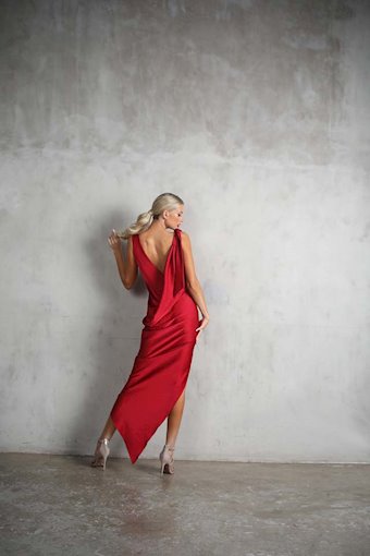 Nicole Bakti 7034
